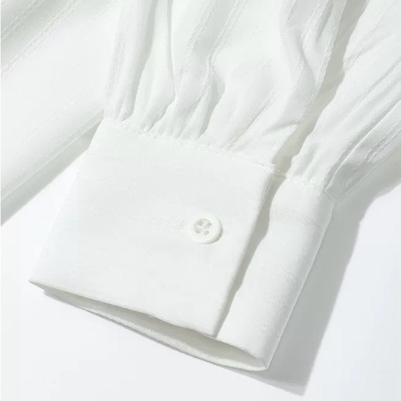 WHITE SHIRT WITH PETAL COLLAR - Picture 6 of 6